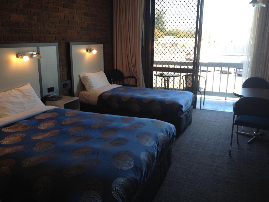 The Central Hotel Motel Lakes Entrance Habitación foto